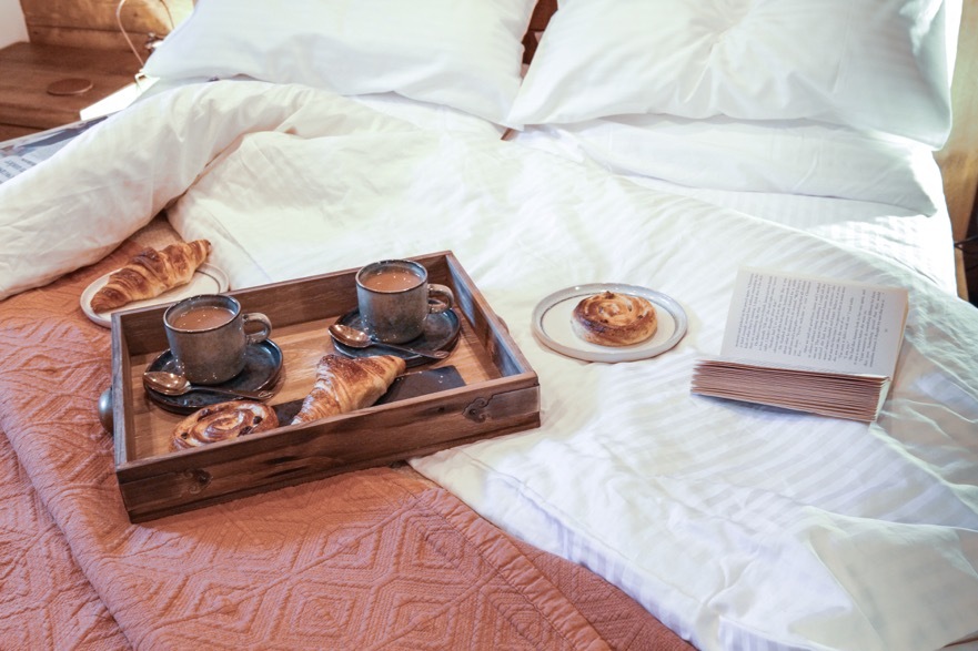 Breakfast in bed 2